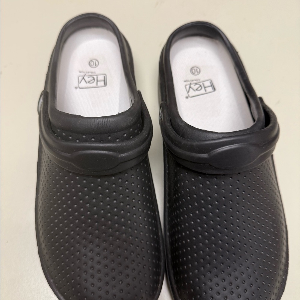 Hey Collection workwear clogs